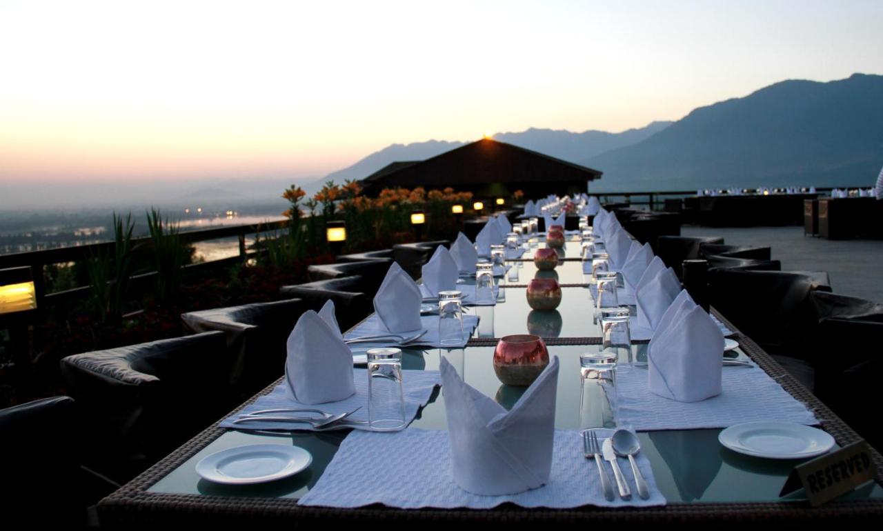 Taj Dal View Srinagar Otel Dış mekan fotoğraf