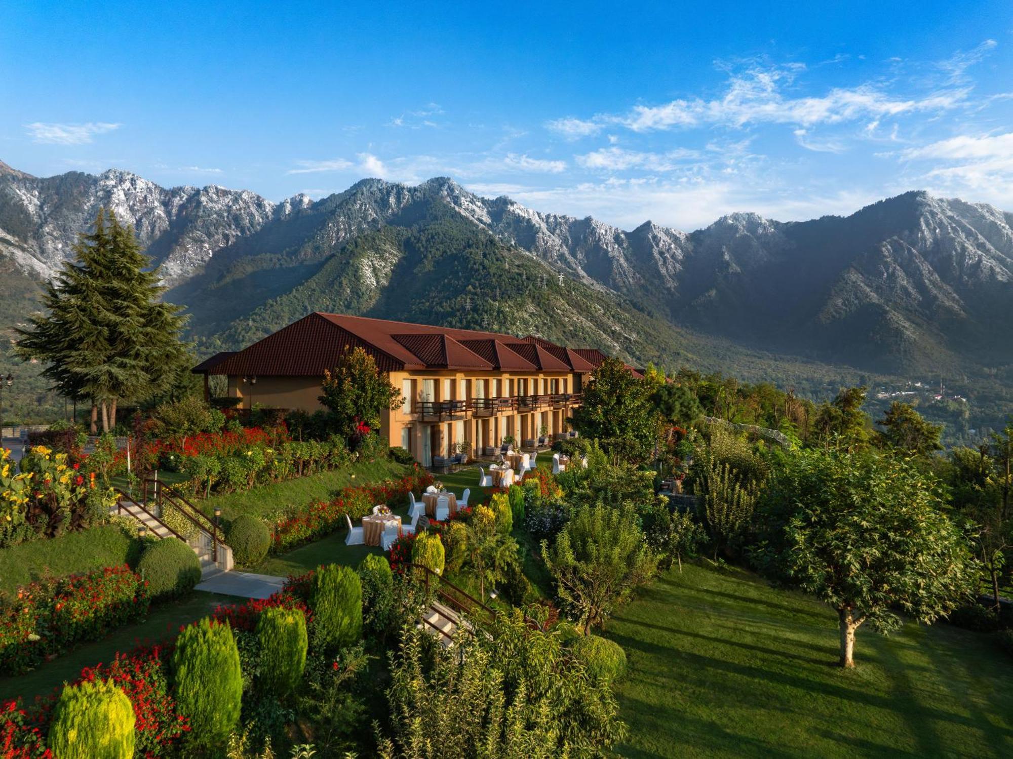 Taj Dal View Srinagar Otel Dış mekan fotoğraf