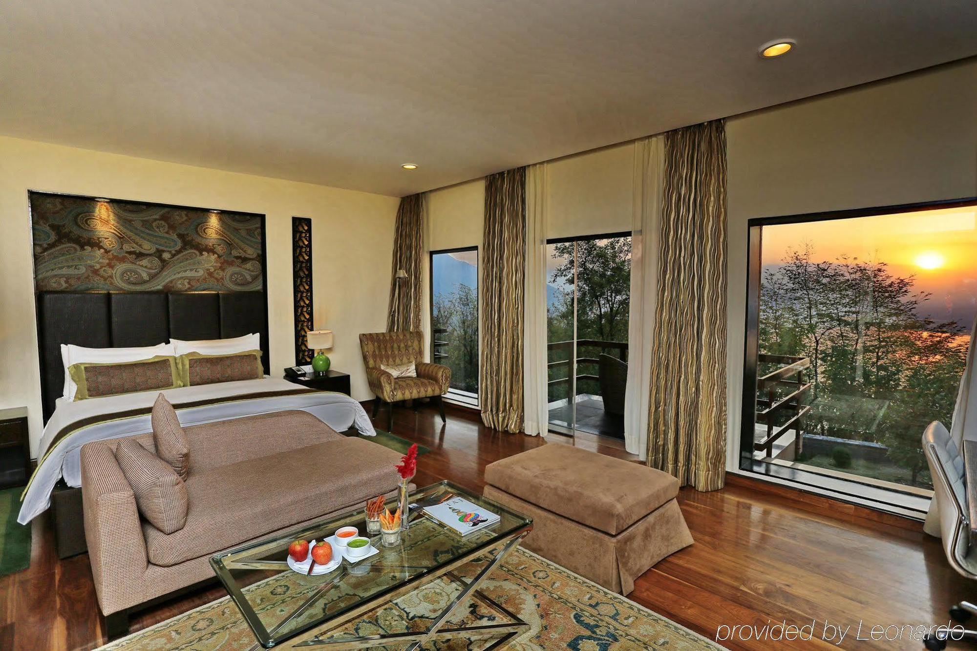 Taj Dal View Srinagar Otel Dış mekan fotoğraf